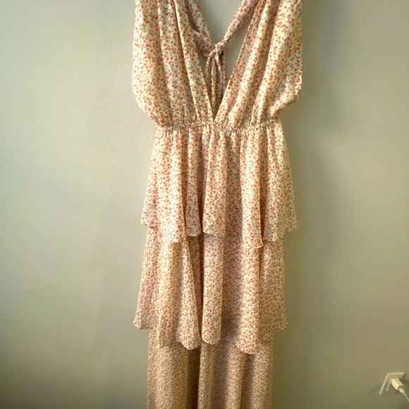 Vici floral tiered maxi dress, halter neck, medium - Picture 2 of 5